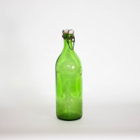 Kristályvizes üveg; Wasserflasche
